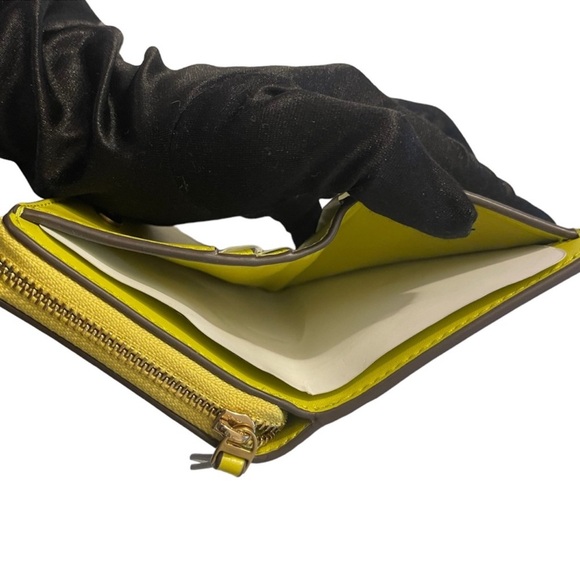 131 NWT Preloved Tory Burch Crossbody Bag and Wallet Set (Unused) - Picture 13 of 14